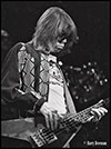 1976-11-24